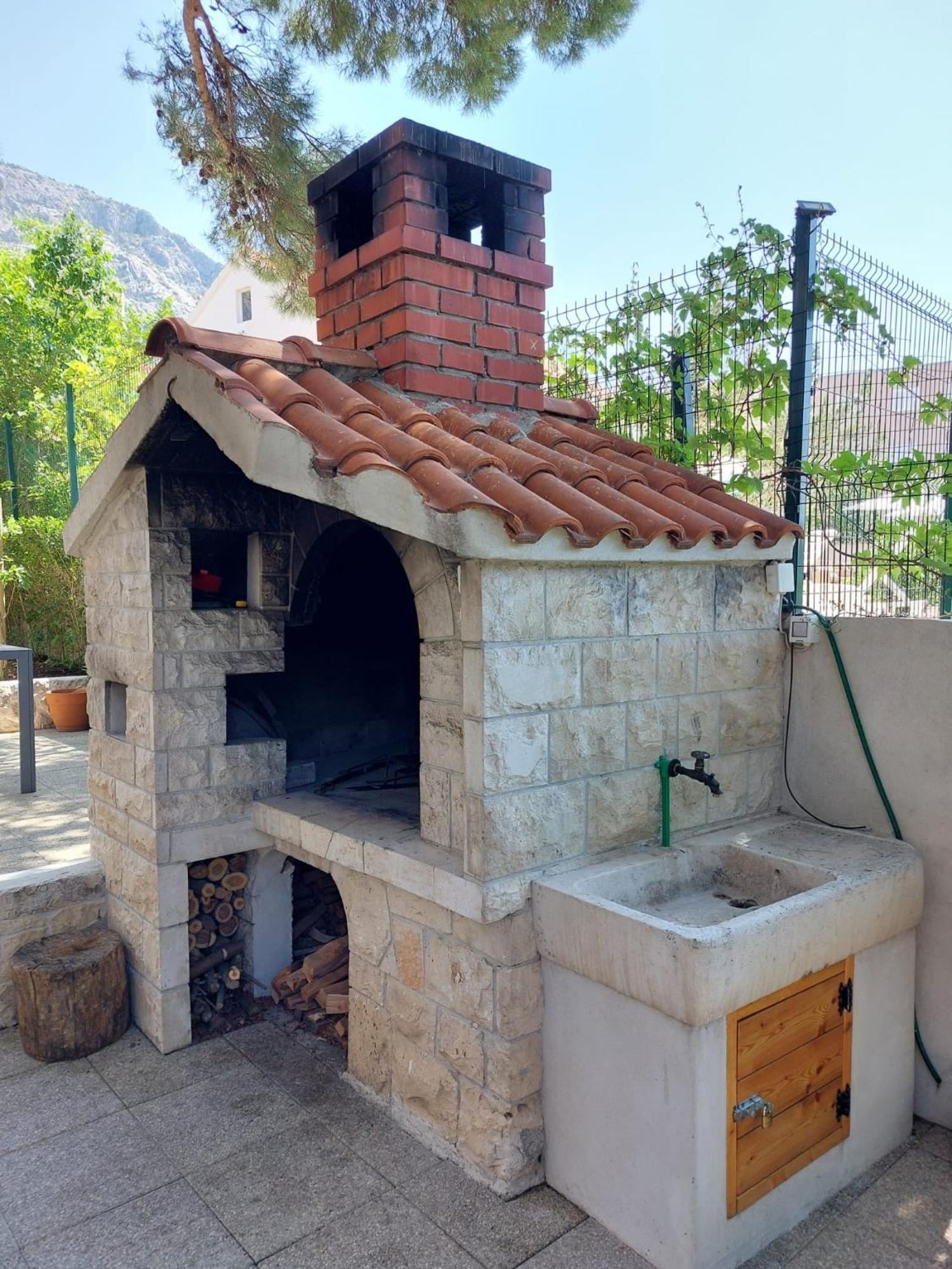 Apartma 17 Pines Makarska